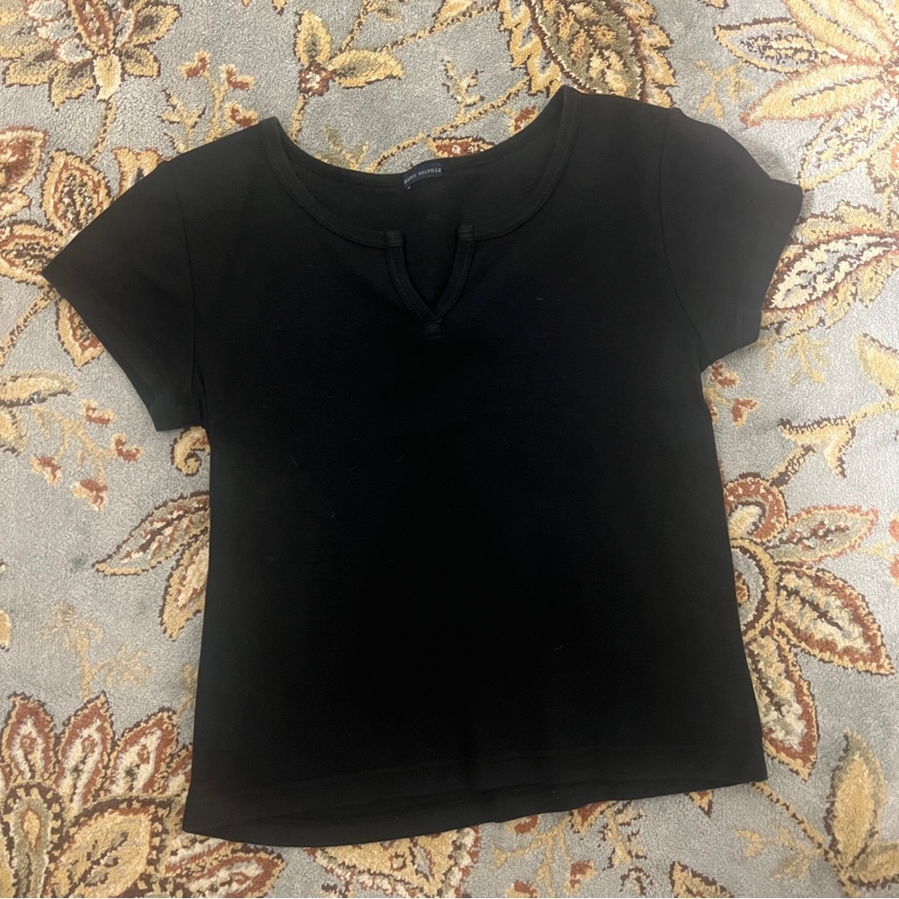BRANDY MELVILLE  CROP TOP MINT CONDITION